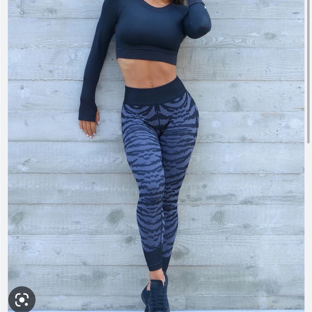 Bombshell Sportswear – Tiger Seamless Leggings